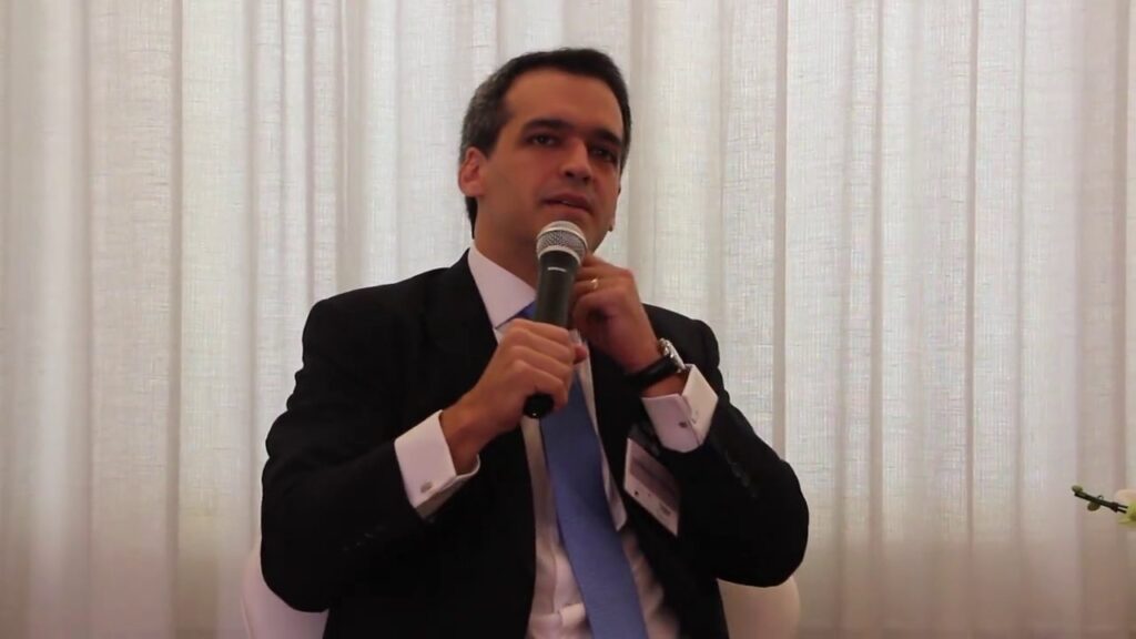“Day After da Repatriação” – Rodrigo Falk Fragoso, RJ,