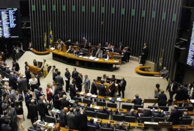 plenário da Câmara Luis Macedo 880×380