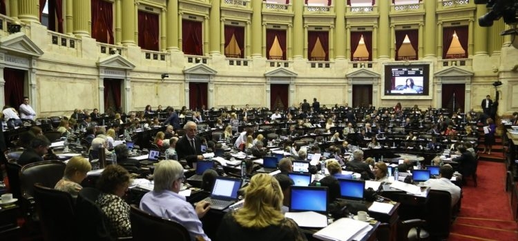 aprobación ley re 750×350